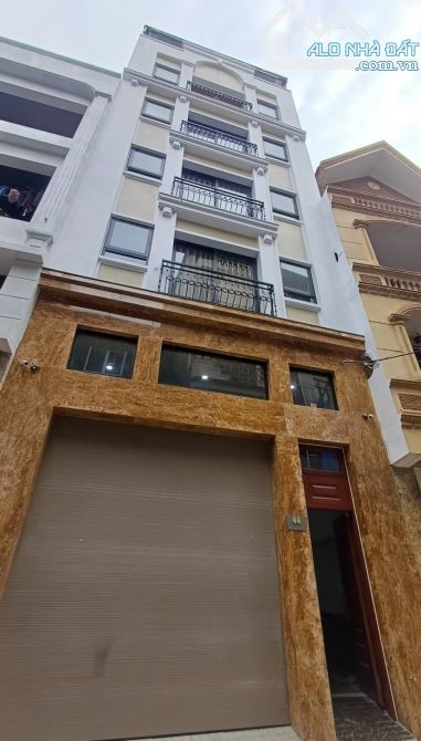 Bán gấp toà CHDV 7 tầng phố Nguyên Xá, gần ĐHCN Hà Nội - đường ô tô tránh. Giá hời đầu tư