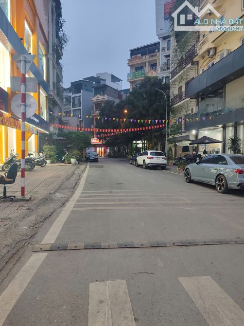 Bán Đất Xuân Đỉnh Bắc Từ Liêm cạnh Ngoại Giao Đoàn 85m mt 5m. Giá 14.5 tỷ