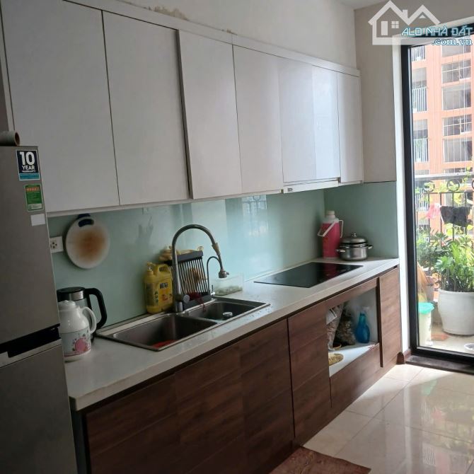 Bán gấp căn chung cư 70m 2PN ở Roman plaza Tố Hữu- Nam Từ Liêm, giá nhỉnh 6.5 tỷ, full đồ