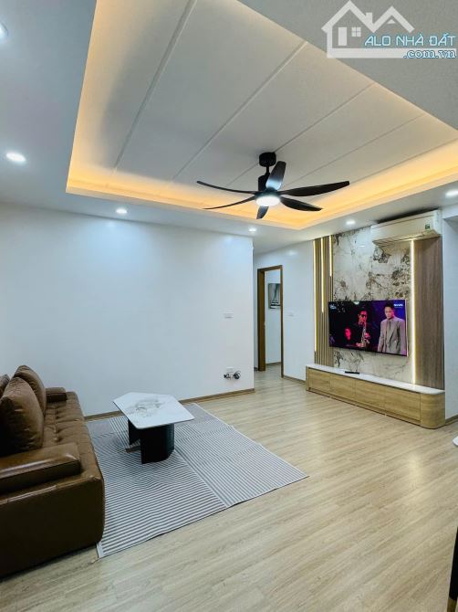 Chỉ 4.6 tỷ sở hữu căn hộ chung cư VP5 bán đảo Linh Đàm 73m2 2PN 2VS full nội thất