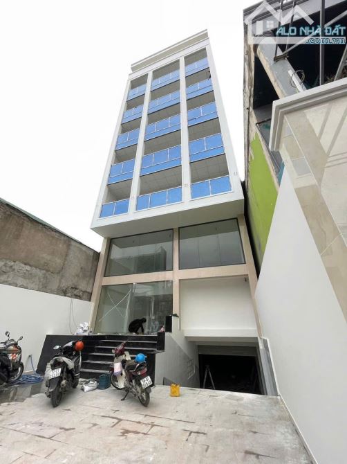 Bán gấp Tòa nhà 5 Đinh Bộ Lĩnh, Bình Thạnh, 8x30m, H + 7 Tầng - HĐT: 200 triệu, giá 75 tỷ