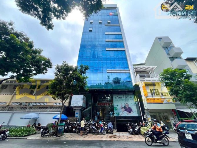 Bán gấp mặt tiền kinh doanh đường An Dương Vương quận 5 (DT 4x20m) tiện khai thác liền