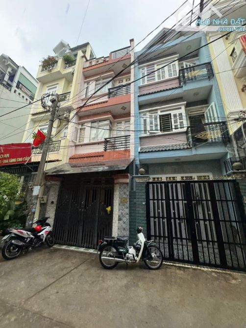 BÁN GẤP:5,4 TỶ,HẺM XE ĐỔ CỬA - ĐƯỜNG SỐ 1 BÌNH TÂN GIÁP TÂN PHÚ - DTSD:180M2 - 3TẦNG, 4PN