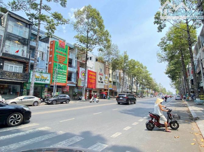 BÁN NHÀ MẶT TIỀN ĐƯỜNG DƯƠNG TỬ GIANG NGAY VINCOM NGANG 7M CHỈ 16 TỶ