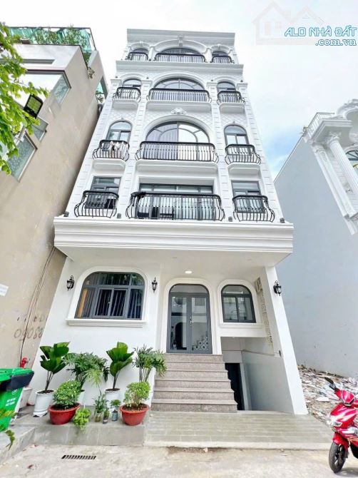 BÁN TOÀ APARTMENT QUAN NHÂN, 140M2 × 8 TẦNG, MT 10M, DT 170 TRIỆU/THÁNG, 44.5 TỶ