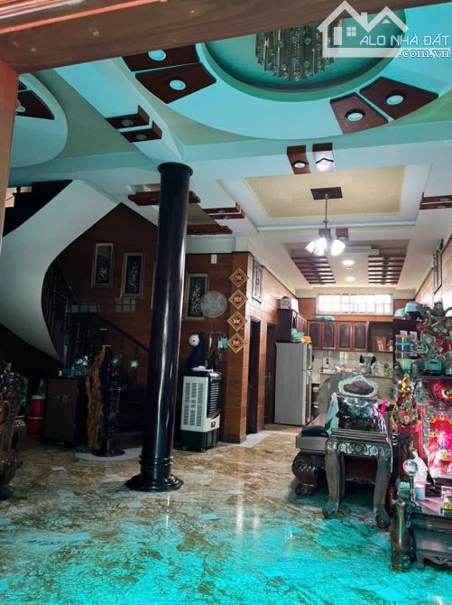 NHÀ 3 TẦNG KẾ BÊN PHẦN MỀM QUANG TRUNG Q12 GIÁ 22TỶ