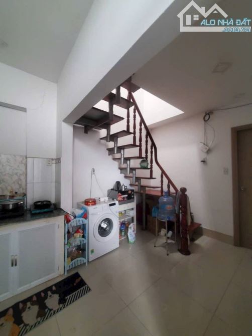💥 SIÊU HIẾM HẺM NHỰA 4M DIỆN TÍCH LỚN THÔNG SỐ ĐẸP NỞ HẬU - KHU LÀNG ĐH BỦA VÂY