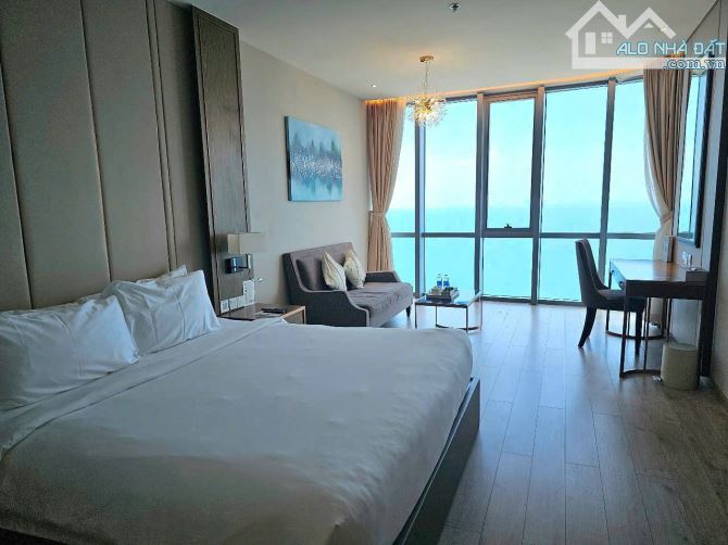 bán nhà phố gần biển gần chợ đêm 52m2 ngang 4 mặt tiền Nguyễn Thị Minh Khai