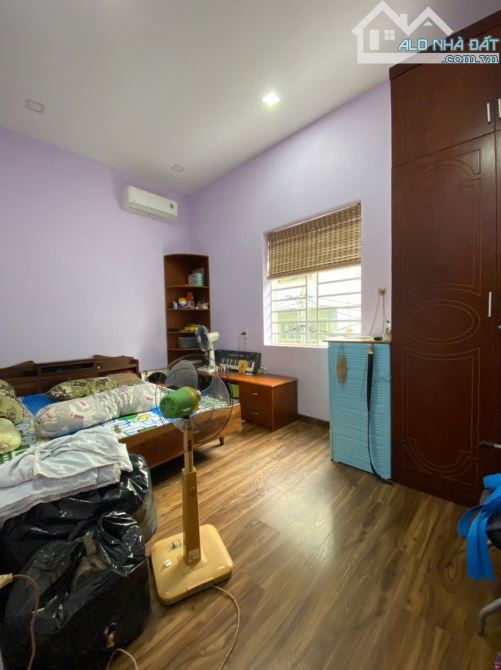 Nhà bán: đường Gò Dầu. Q Tân Phú. DTSD 44m2. 4 tầng. Giá 7,1 tỷ - 10