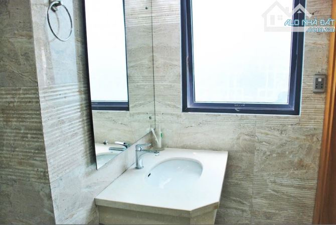 Bán Khách Sạn Phố Khương Đình 140m2 Xây 8 Tầng 1 Hầm 21 Phòng Nghỉ - 9