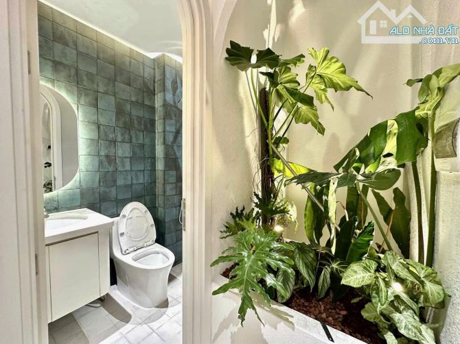 BÁN NHÀ, đường Lê Quang Định, Quận Bình Thạnh, Dt: 42m2- 3 lầu. Giá rẻ 6.25 tỷ - 11