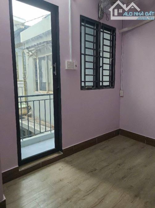 💥NHÀ 3 LẦU NHỎ XINH, MỚI, RA SÂN BAY 10P, CHỈ NHỈNH 2 TỶ, THƯƠNG LƯỢNG NHẸ - 1