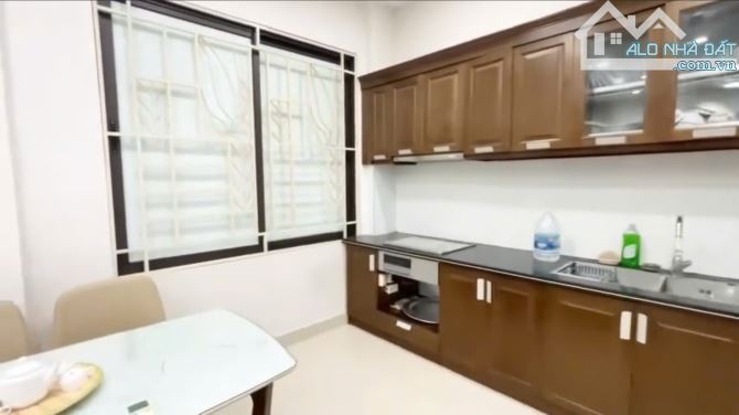 Nhà đẹp Vũ Ngọc Phan – Nguyên Hồng 5m ra ô tô 40m ra mặt phố sổ vuông 4T 45m2 đủ nội thất - 1