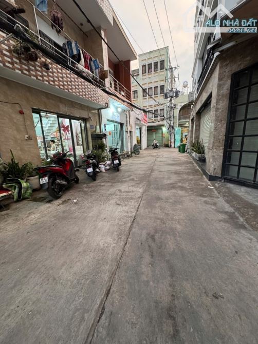 💥LUỸ BÁN BÍCH - TÂN PHÚ - NHÀ RẺ CHÍNH CHỦ - 56M2 - HẺM XE HƠI - GIÁ CHỈ 5.5 TỶ💥 - 1