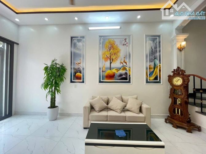 🏠SIÊU PHẨM TẠI NGUYỄN CỘNG HÒA - TRẦN NGUYÊN HÃN, 3 TẦNG, GiÁ 2,68 tỷ, 42m2 - 1