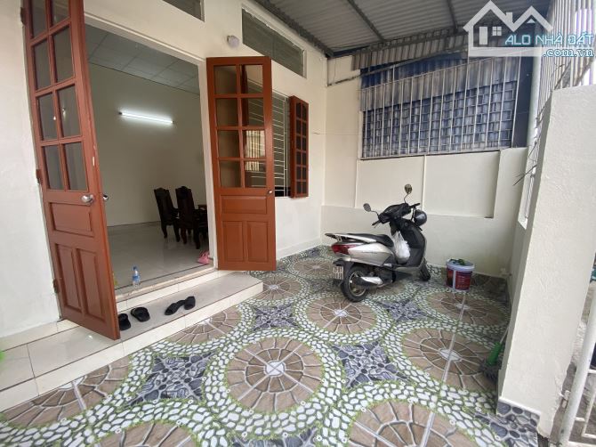 Chủ cần tiền bán gấp nhà mặt đường Trần Tất Văn, Kiến An - 1