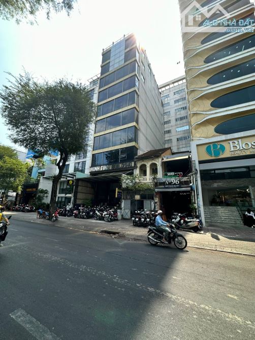 Bán nhà mặt tiền Nguyễn Đình Chiểu, P6, Quận 3 DT: 12m x 36m, CTXD 2 hầm 10 Tầng, 125 tỷ - 1