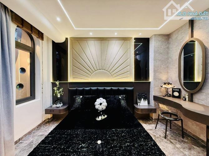 Bán nhà 5 tầng đẹp, 5 phòng, hẻm ô tô Phạm Văn Chiêu, gần chợ Thạch Đà, chỉ 8 tỷ nhỉnh - 1