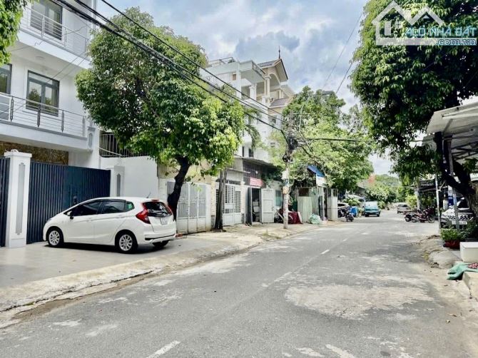 Bán nhà trung tâm Sơn Kỳ, 4 tầng, 4x20m, 6pn/4wc, cách Eaon mall 500m - 1