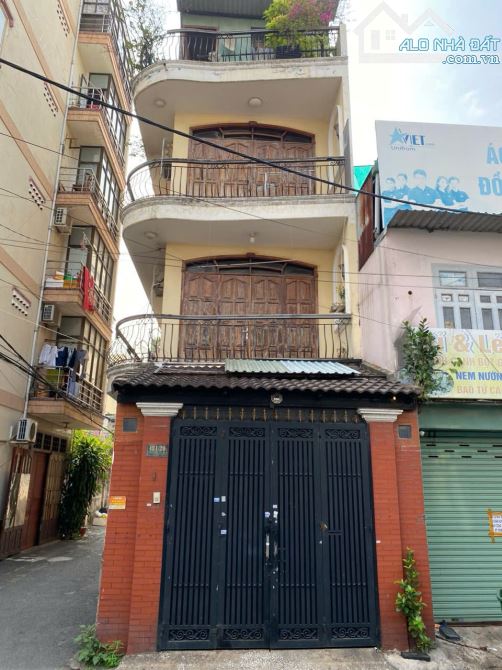 Chính chủ cần bán gấp nhà mặt tiền đường Lê Hồng Phong, phường 1, Quận 10 - 1