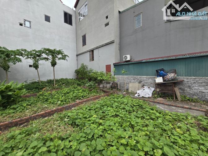 2,6 TỶ XUÂN ĐỖ 33M2 ĐẤT TRONG ĐÊ - NỞ HẬU  - GẦN NGAY KHU PHÂN LÔ XUÂN ĐỖ - TRƯỜN - 1