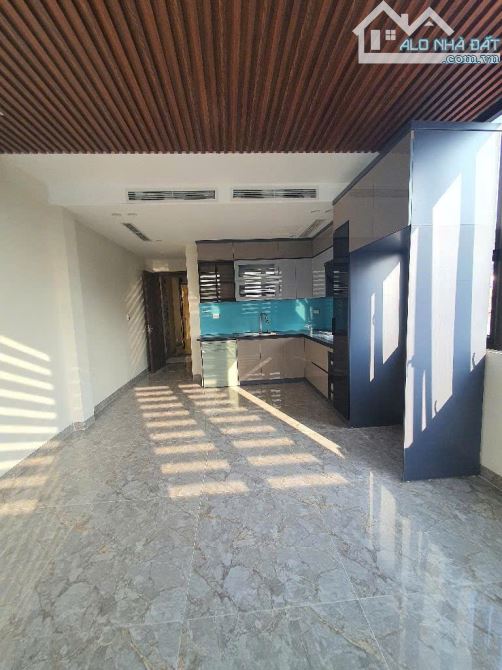 BÁN NHÀ NGUYỄN VĂN CỪ – Ô TÔ TRÁNH - TRUNG TÂM – 43M2 CHỈ 14,2 TỶ - 1