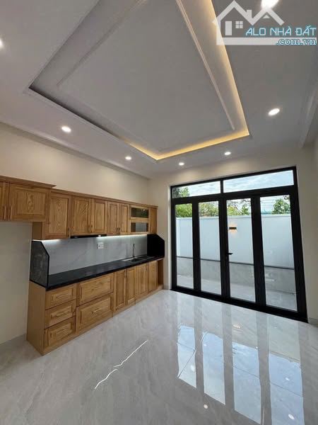 Nhà 4 tấm Đường số 11 Trường Thọ, Thủ Đức Xây Mới gần 80m, SHR - 1