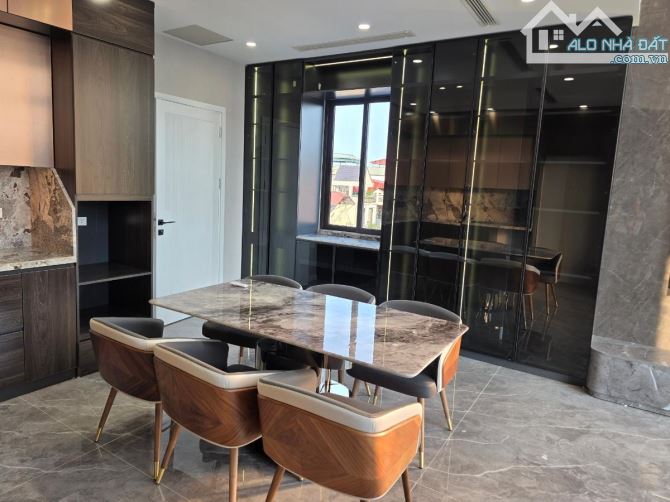 Mới! Hơn 16 Tỷ- Bán Nhà Vũ Tông Phan, Thanh Xuân -47x8T-Ô Tô-Thang Máy-KD- 500m Ngã Tư Sở.