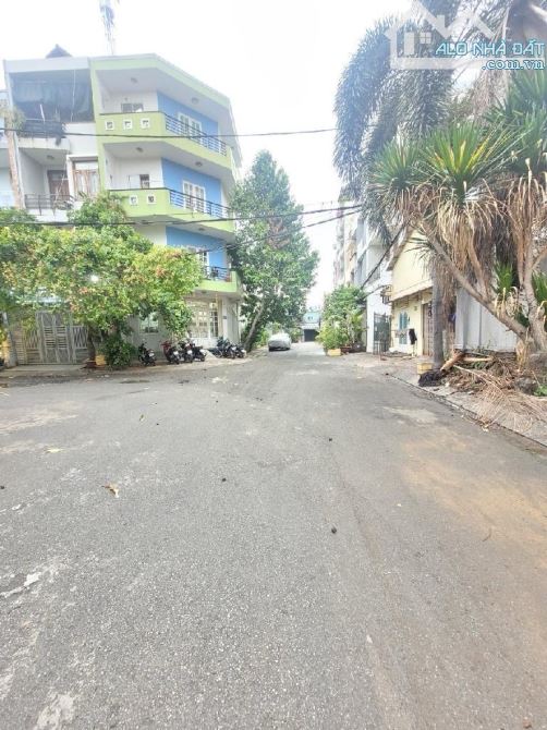 Biệt thự 10x18m, đường 10m, Đặng Thuỳ Trâm. Gần Đại Học Văn Lang - 1