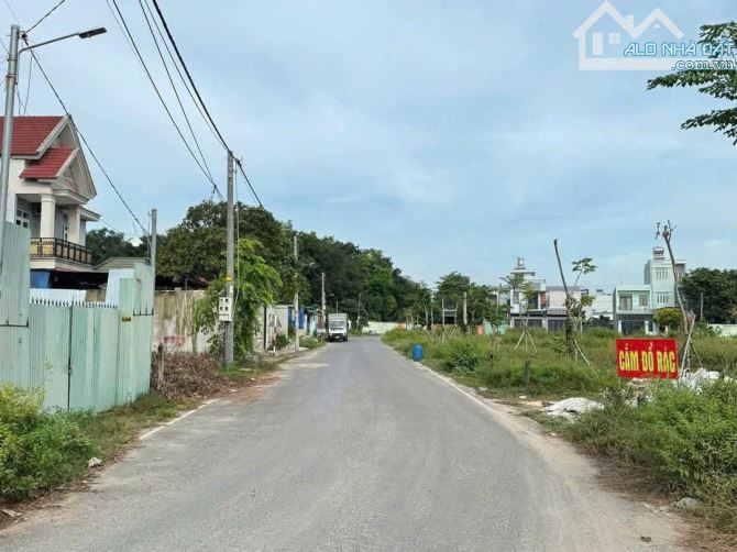BÁN ĐẤT BẾN LỨC , LONG AN GIÁ 2.5TY DT 4X30M2 - 1