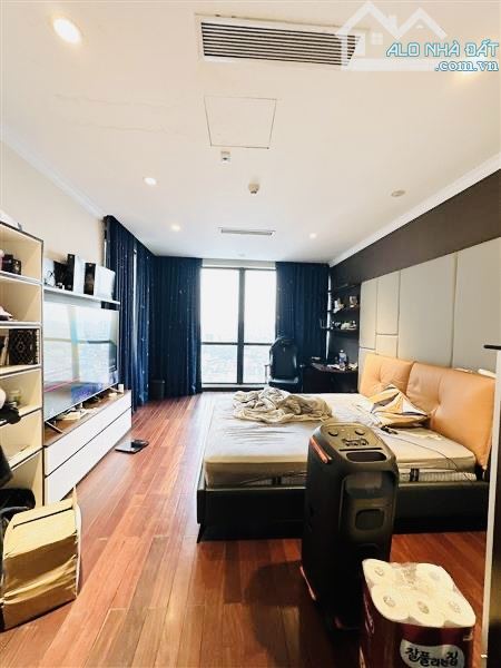 BÁN CĂN HỘ CAO CẤP VINCOM BÀ TRIỆU Q. HBT – 3 CĂN HỘ ĐẬP THÔNG 300M² – 3 SLOT Ô TÔ - 1
