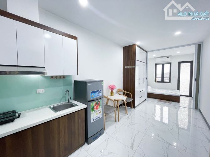 Bán Tòa CHDV Hoàng Quốc Việt, 70m² x 6 Tầng, 15 Phòng, Dòng Tiền 75 Triệu/Tháng, Ngõ Thông - 1