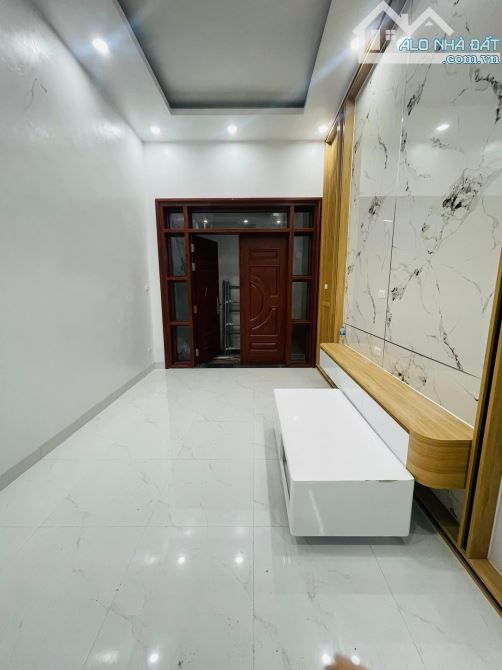 Cần bán nhanh nhà mới 5T cách 5m ra ô tô chánh tại Cầu Giấy Hà Nội - 1