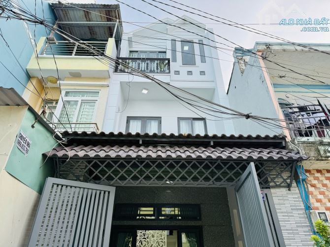 Bán gấp nhà 3 tầng cực đẹp,HXH,sát mặt tiền, ngay CV Làng Hoa, P.9,Gò Vấp - 1
