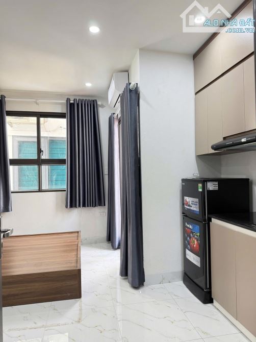 HOT! Bán gấp toà nhà CHDV full phòng, dòng tiền ổn định gần ĐHCN Hà Nội. Giá đầu tư - 1