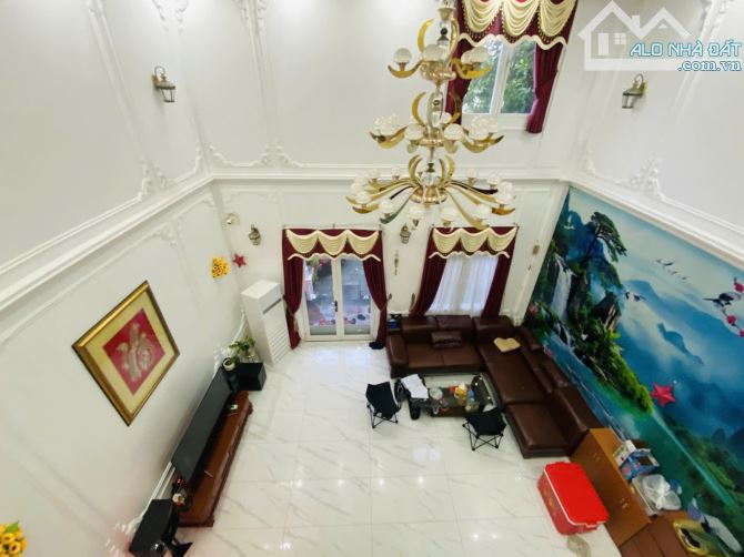 Bán nhà Quận 11 Ông Ích Khiêm 181m2 NGANG 6.8m 4 tầng 6PN nở hậu TL nhỉnh 25 tỷ - 1