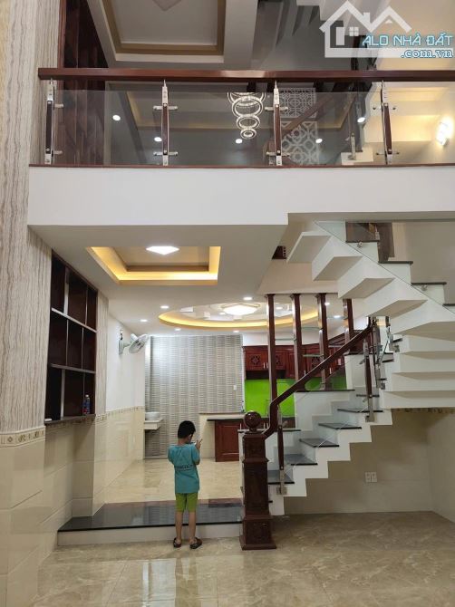 HXH VIP 416 Dương Quảng Hàm 4,5mx14m Trệt 4 Lầu ST Giá chỉ 11,9 tỷ - 1