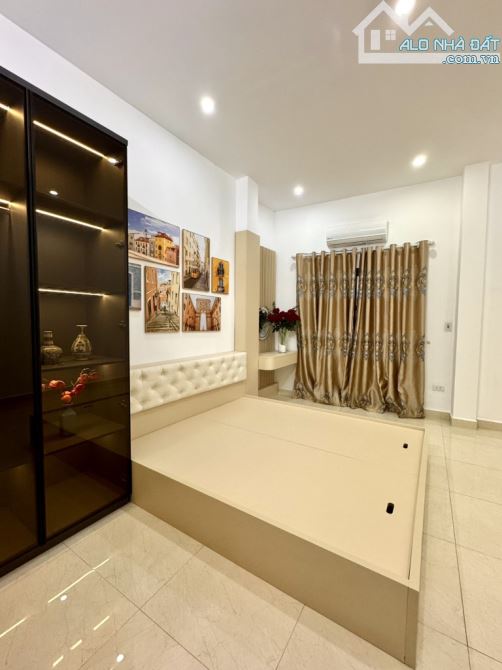 CHÊ ĐƯỢC KHÔNG ? ĐỐNGĐA- LONG LANH - 30M2- NHỈNH 7XXX ‐ NHÀ MỚI Ở LUÔN - 1