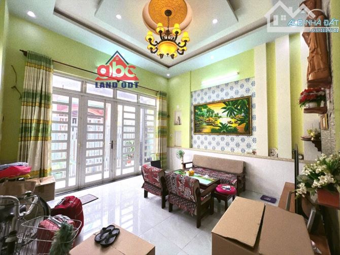 Bán Nhà 1Lầu 1Trệt Cách Ql1A (100m) P . Tân Biên . Biên Hoà - 1
