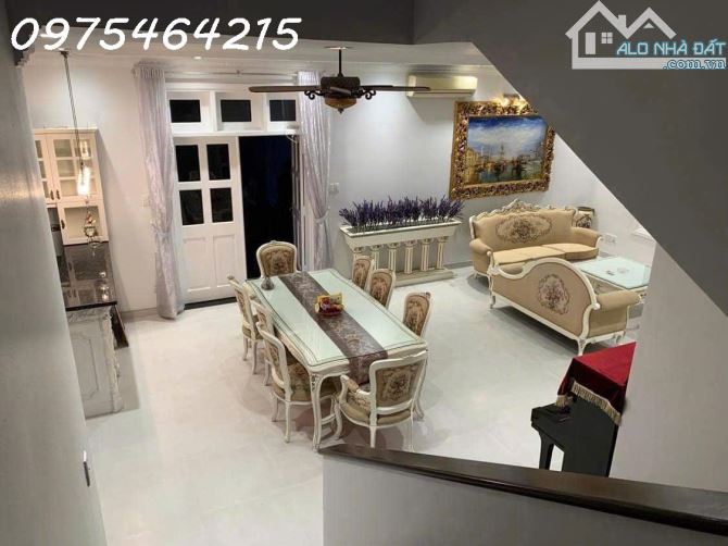 Bán villa góc 2 mặt tiền đường 61 – Thảo Điền, TP. Thủ Đức – 360m² – thu nhập - 1