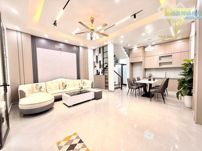Bán Nhà Mặt Ngõ Trần Ô Tô Đỗ Cửa Ngõ Nông Đẹp - 1
