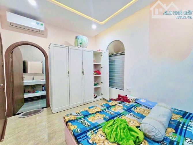 BÁN NHÀ TÂN PHONG, 1TRỆT 1LẦU LỬNG, SỔ HỒNG THỔ CƯ ĐƯỜNG RỘNG 6m GẦN CƯ XÁ PHÚC HẢI - 1
