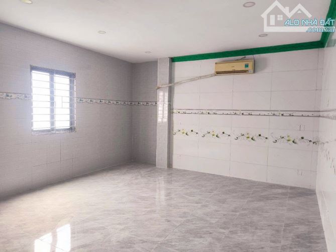 HẺM XE TẢI NGAY ĐƯỜNG SỐ 6 - LINH TRUNG - 130M2 - 3 TẦNG - 1
