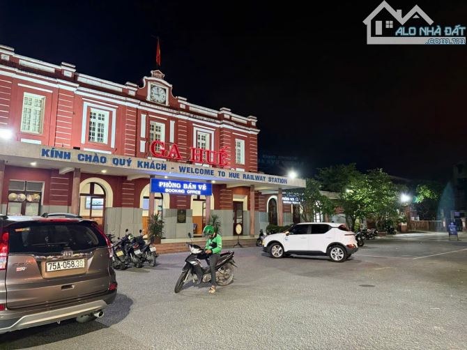 BÁN NHÀ MẶT TIỀN KINH DOANH SẦM UẤT - NHÀ 2 TẦNG ĐỐI DIỆN "GA HUẾ" TP HUẾ - 1