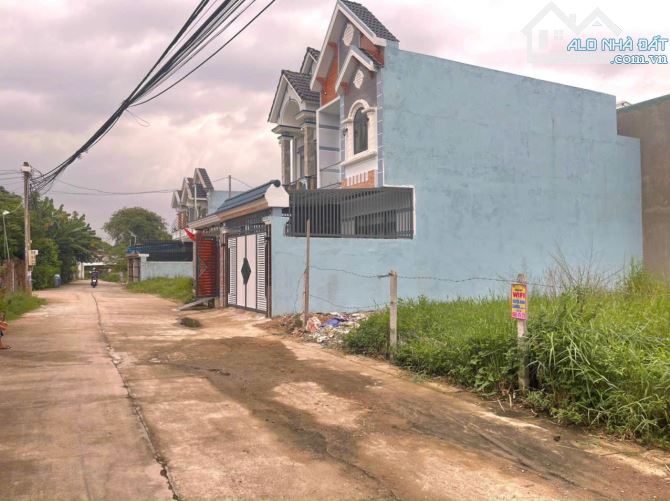 Đất hoá an. Dt: 5x18=90m2. Giá: 1tỷ 8( giá củ: 1tỷ950) - 1