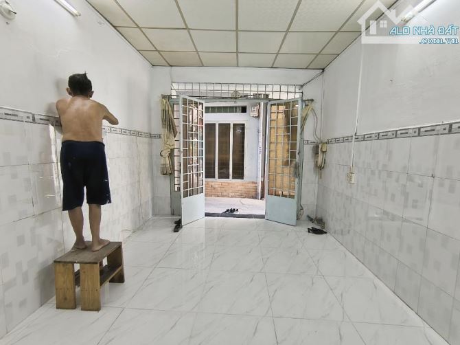Kế Hẻm Xe Hơi | Lê Văn Duyệt, P3, BT | 2 Tầng 50m2 Nở Hậu | Dân Trí Cao Tầng ~ 4 tỷ hơn - 1