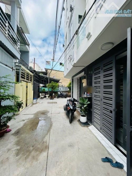 Nhà Mới Tặng FULL NỘI THẤT - Huỳnh Tấn Phát, Q7 - Dọn Vali Vào Ở Ngay - 1