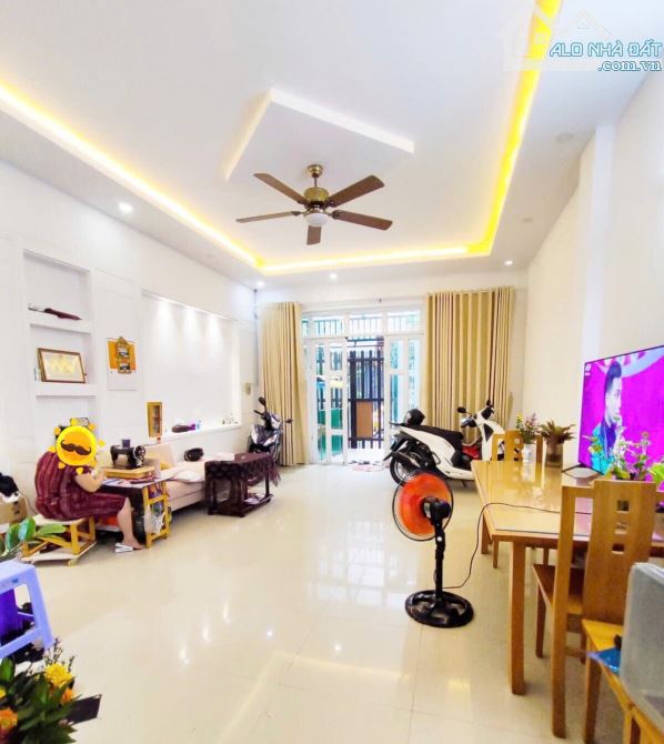 NHÀ Q2 RẤT ĐẸP: HXH NGUYỄN DUY TRINH – 96M – 4 TẦNG – CHỈ 10,5 TỶ - 1