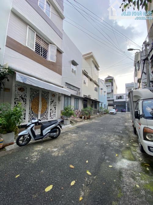 Nhà bán: đường Gò Dầu. Q Tân Phú. DTSD 44m2. 4 tầng. Giá 7,1 tỷ - 12