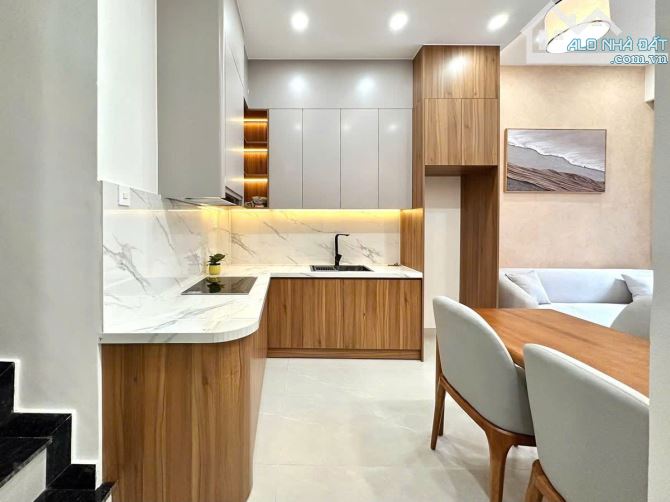 BÁN NHÀ, đường Lê Văn Duyệt, Quận Bình Thạnh, Dt: 28m2. Giá rẻ 4.55 tỷ - 13
